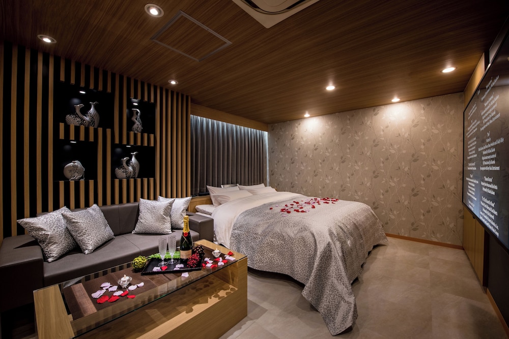 restay onoji adults only