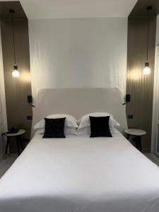hotel massena paris