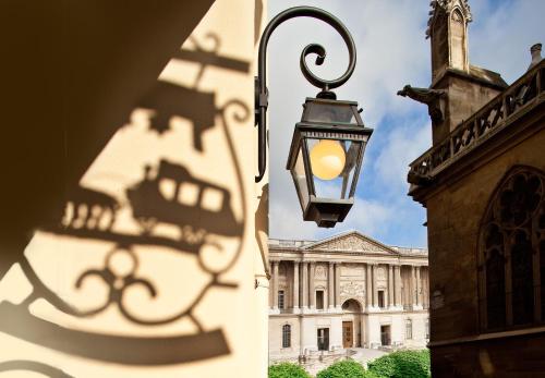 relais du louvre