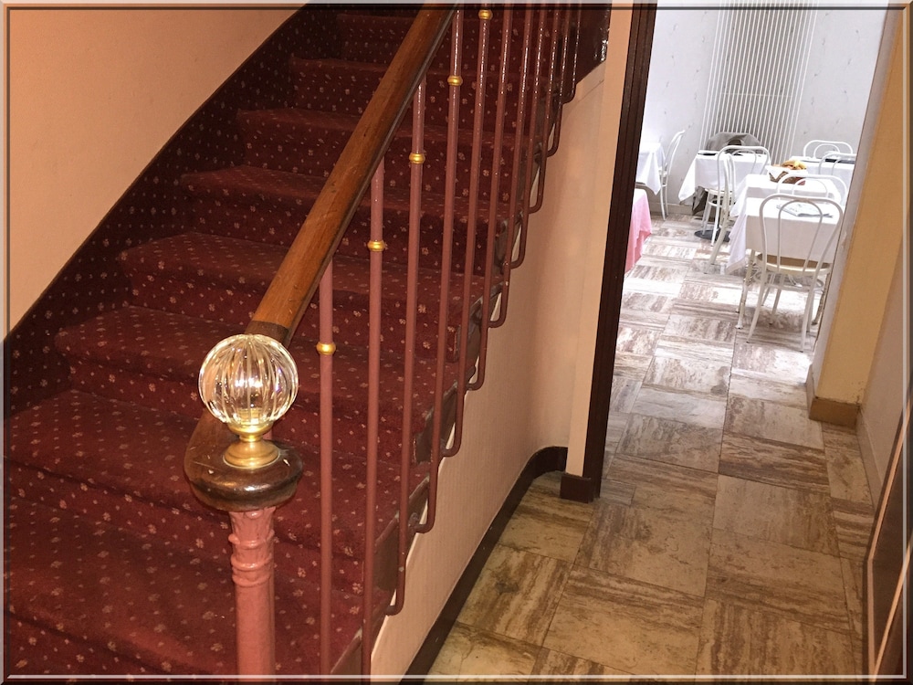 hotel le clos dalesia