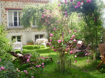 Hotel Villa Escudier,Hauts-De-Seine>>Boulogne-Billancourt,3 star