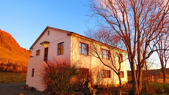 kalfatellsstadhur
