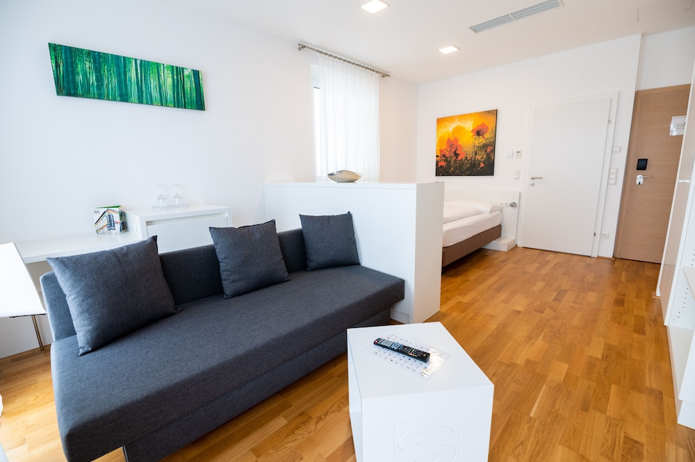 shome self check in hotel graz