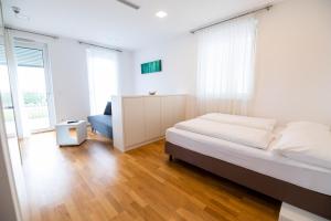 shome self check in hotel graz