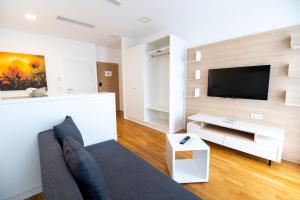 shome self check in hotel graz