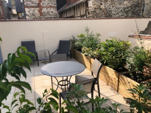 la maison deugene apparthotel centre historique