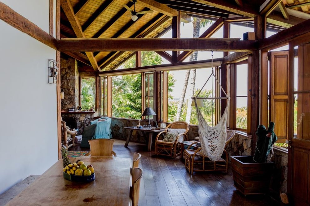 feiticeira guesthouse