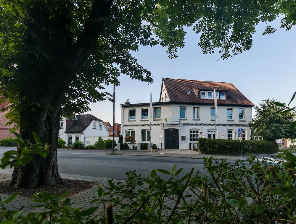 hotel johnsburg