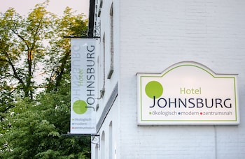 hotel johnsburg