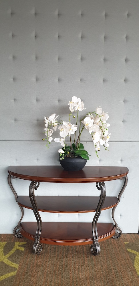 rivoli hotel jakarta