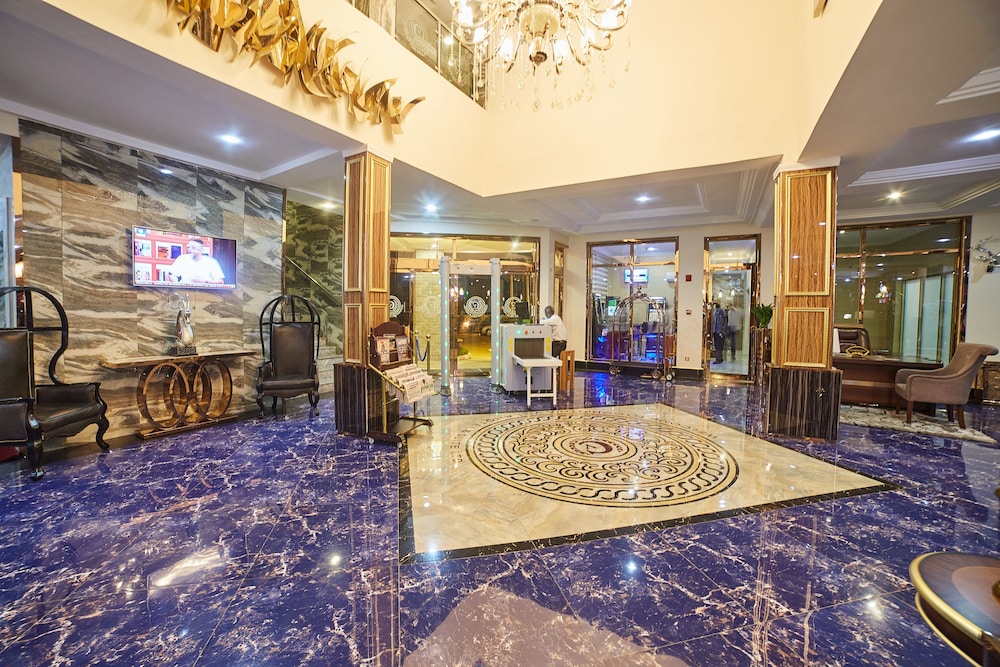 corinthia villa hotel