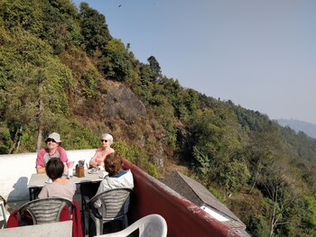 everest manla resort