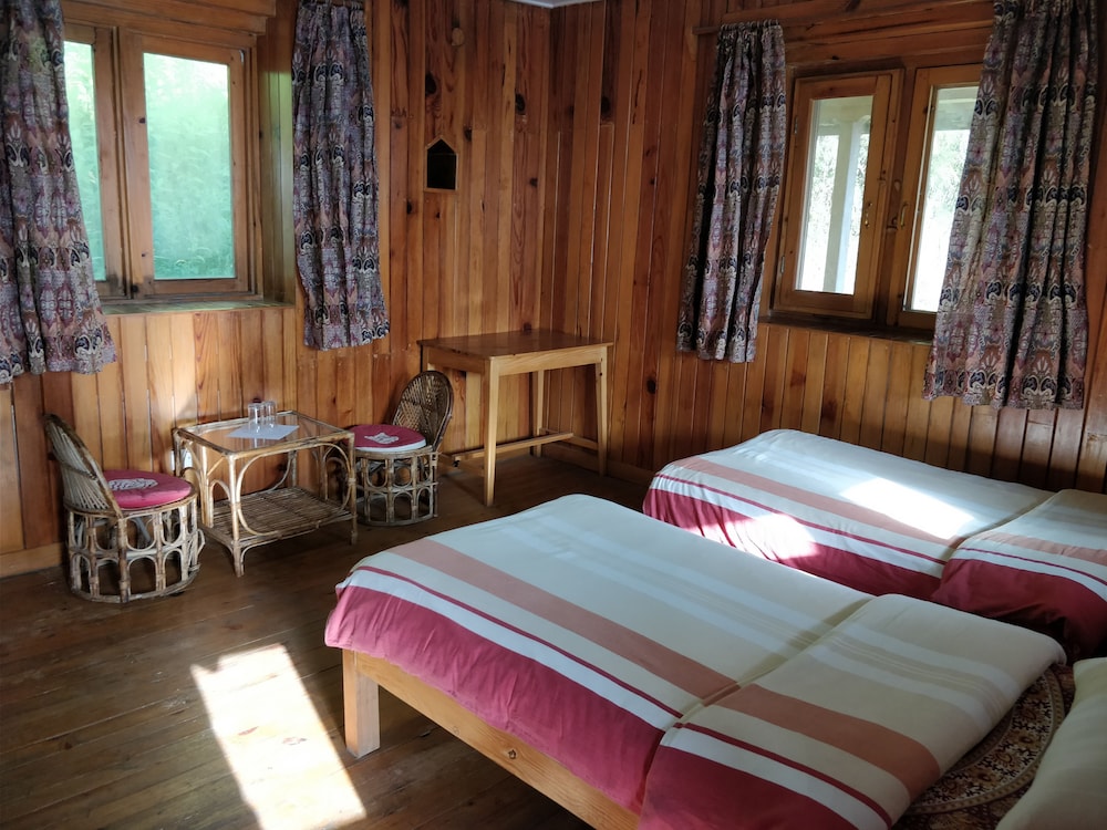 everest manla resort