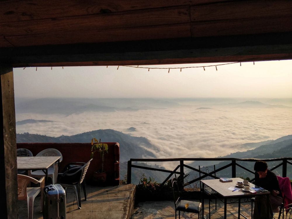 everest manla resort