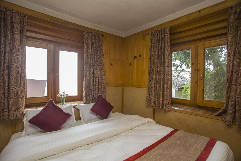 everest manla resort
