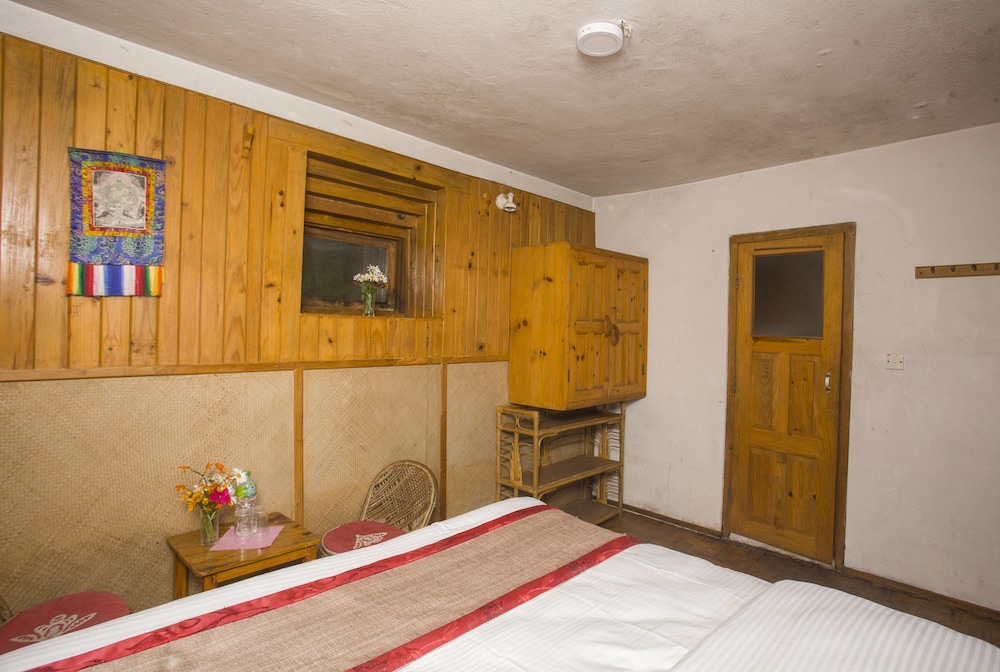 everest manla resort