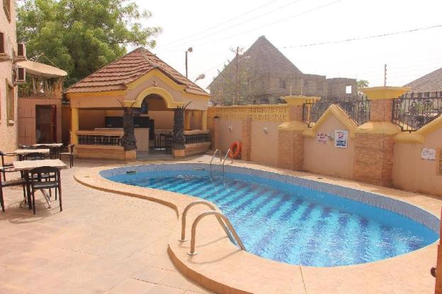 jostos place