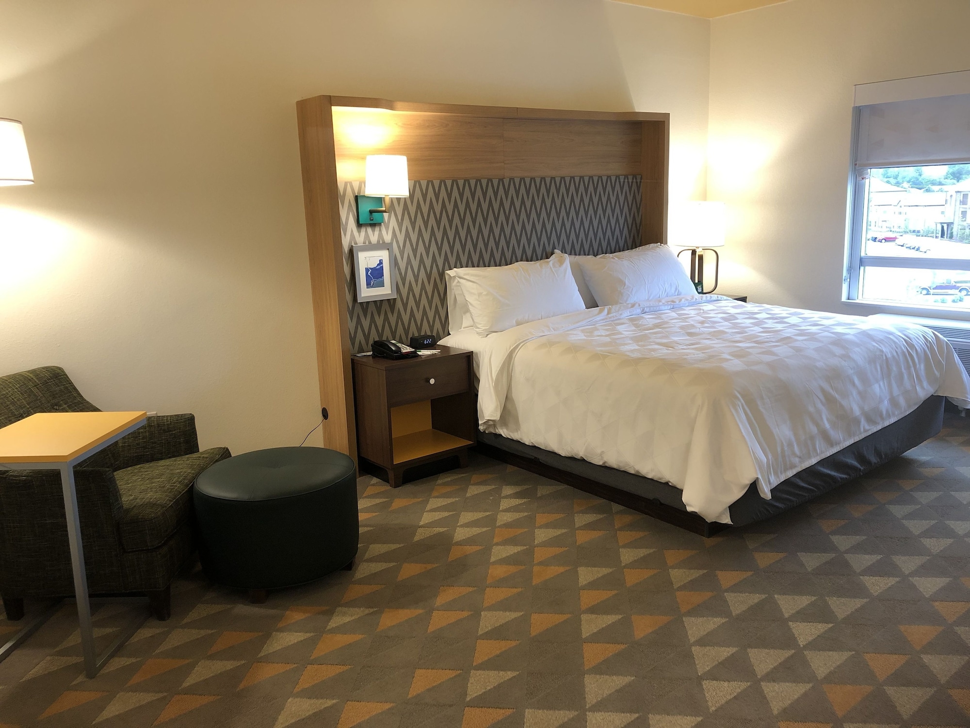holiday inn and suites memphis southeast germantown an ihg hotel