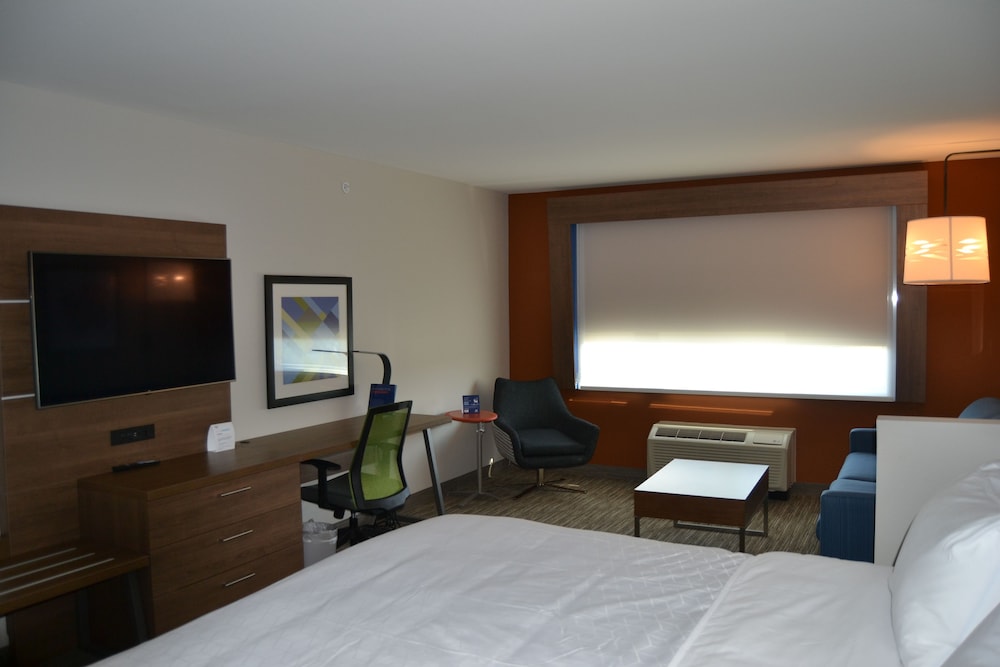 hol inn exp goodlettsville n nashville