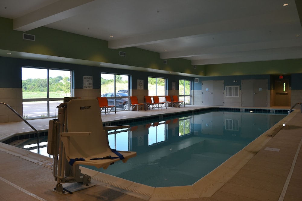hol inn exp goodlettsville n nashville