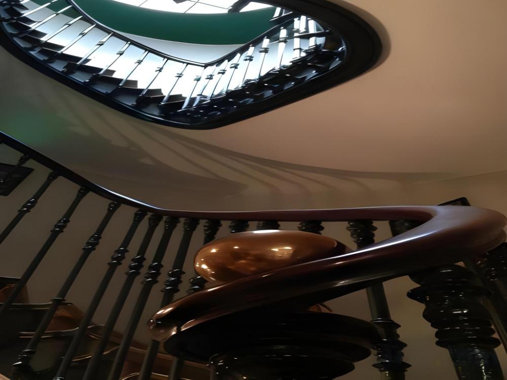 hotel ambassadeurs