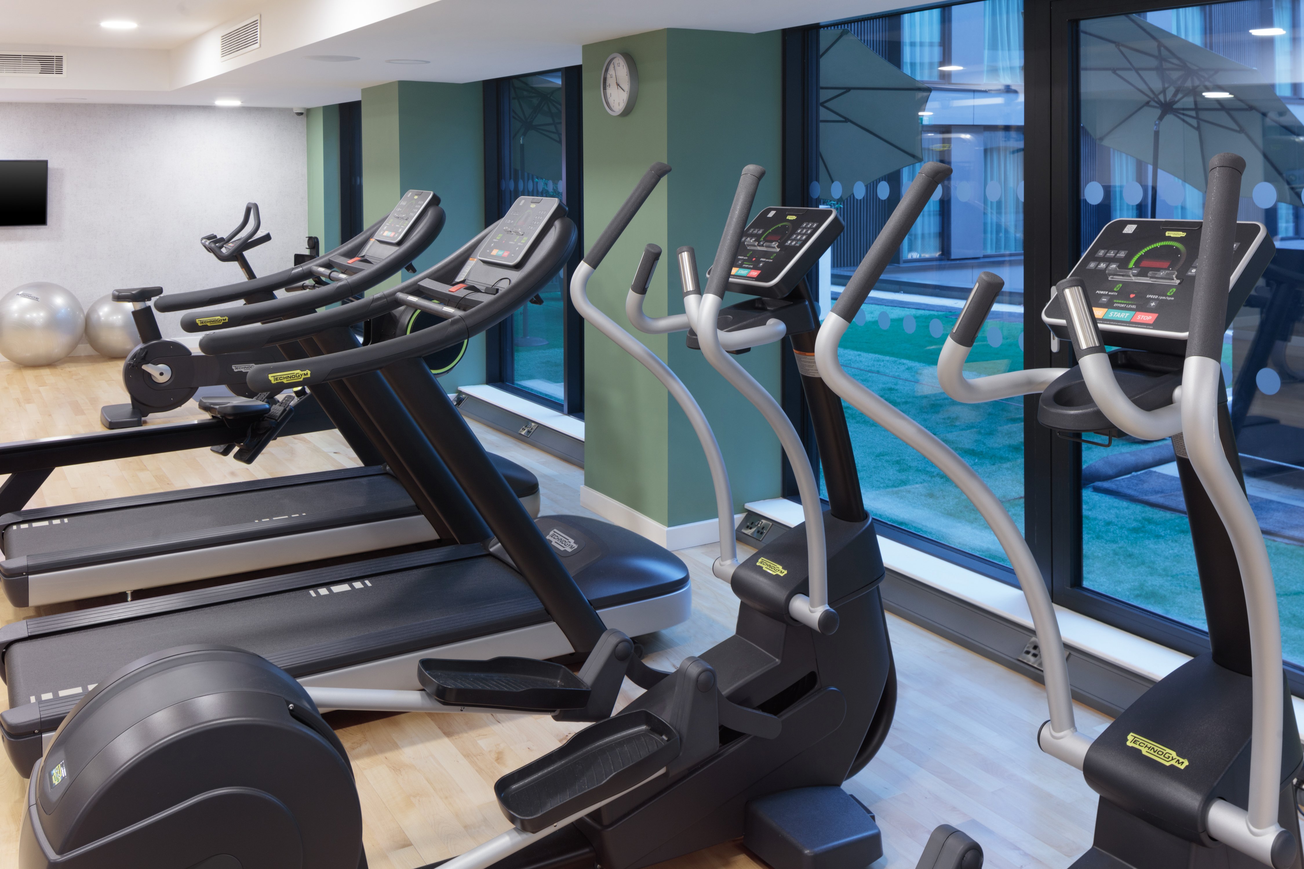 holiday inn london heathrow bath road an ihg hotel
