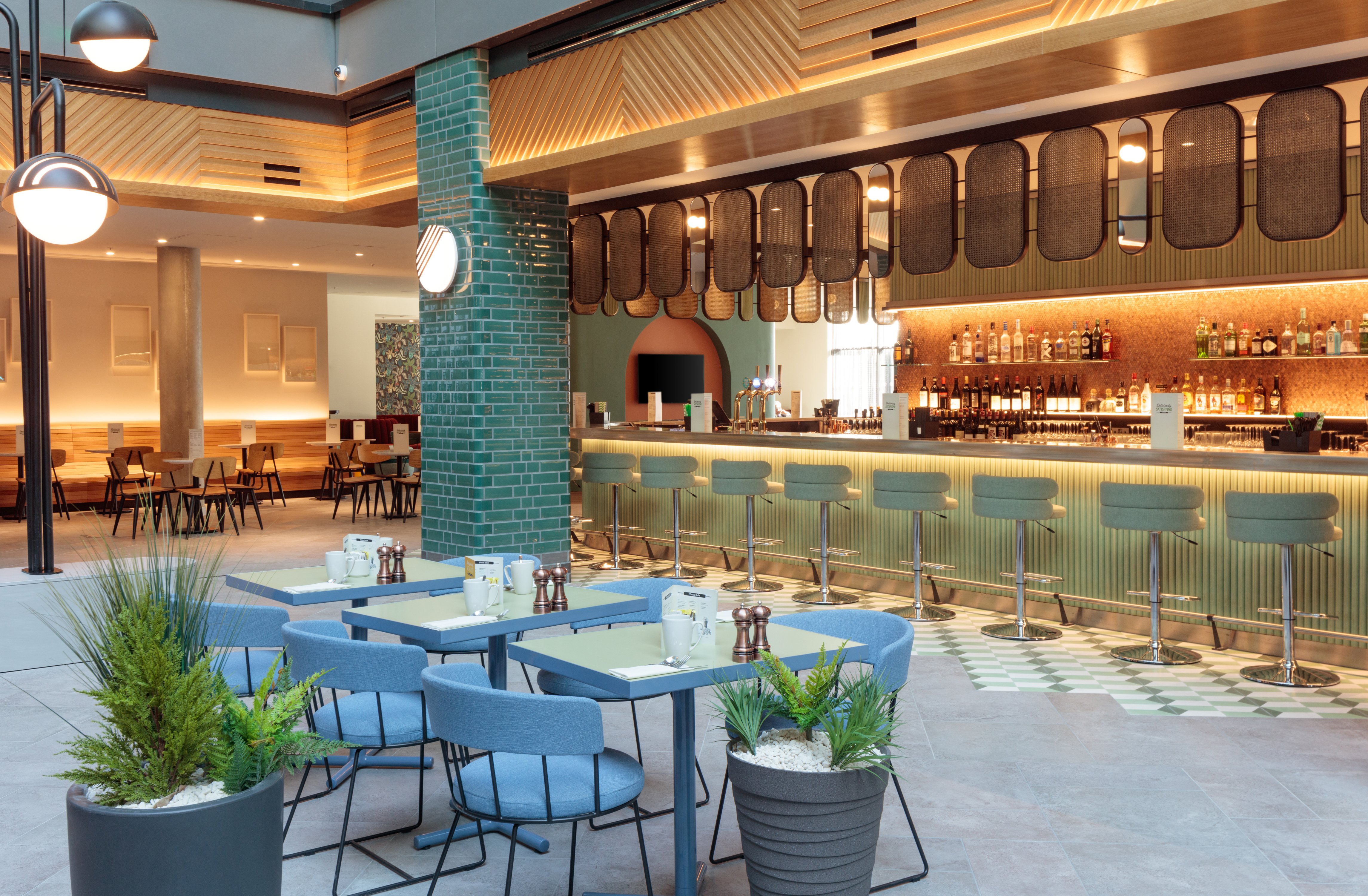 holiday inn london heathrow bath road an ihg hotel