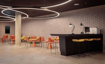 Holiday Inn London Heathrow - Bath Road, An Ihg Hotel,Hillingdon>>Hampshire,4 star