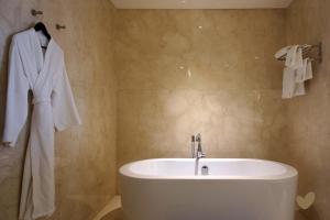 goodrich suites jakarta