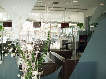 hotel cesar augustus