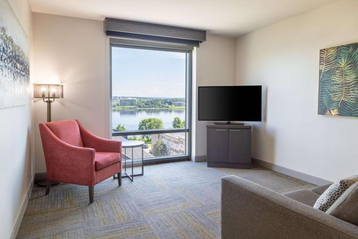 hilton garden inn fredericton