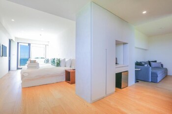 laguna villas and resorts