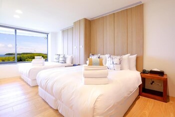 laguna villas and resorts