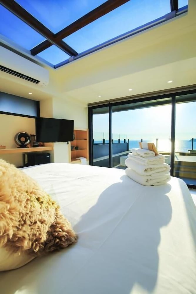 laguna villas and resorts