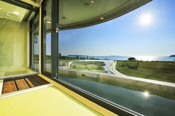 laguna villas and resorts