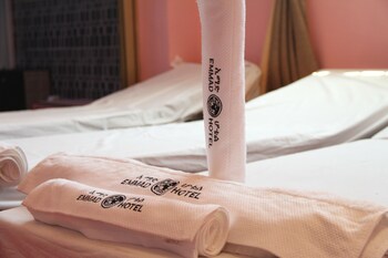 emmad apartment hotel