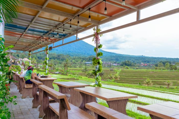 bhuana agung villa and restaurant