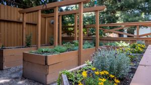 kelowna bed and breakfast