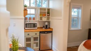 kelowna bed and breakfast