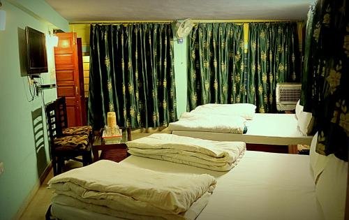 hotel shri kalyan residency