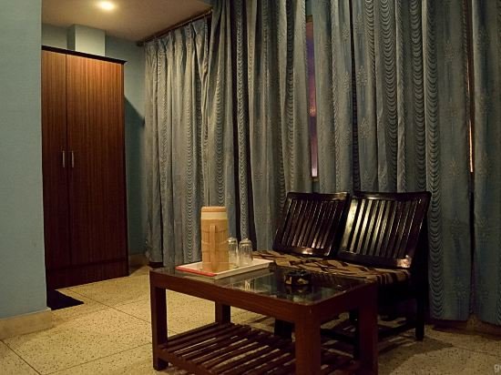 hotel shri kalyan residency