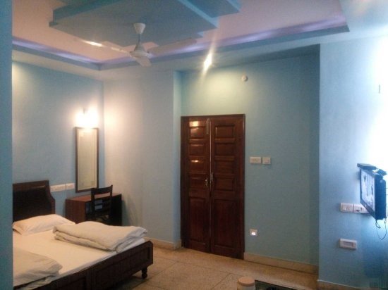 hotel shri kalyan residency