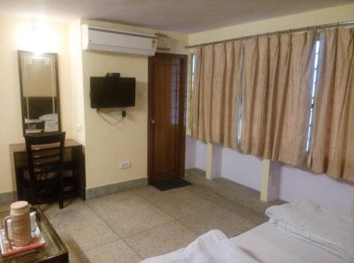 hotel shri kalyan residency