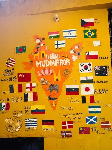 mud mirror guesthouse