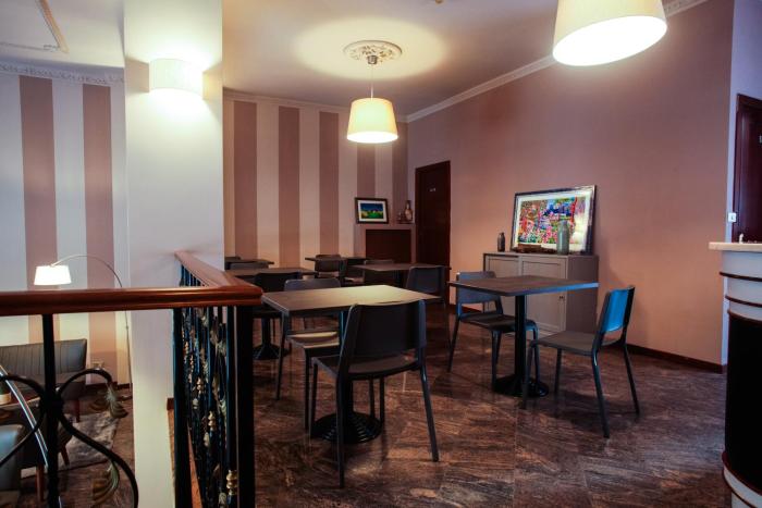 hotel di porta romana