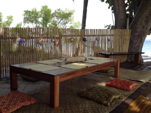 liwayway sa bohol pamilacan resort