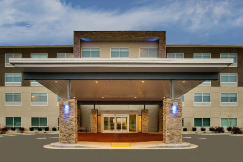 holiday inn express mt sterling north