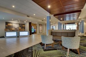holiday inn express mt sterling north