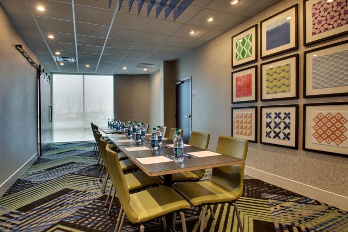 holiday inn express mt sterling north