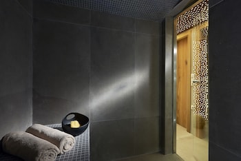 santa maria luxury suites and spa